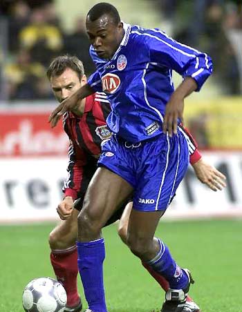 在多个比赛 在多个比赛